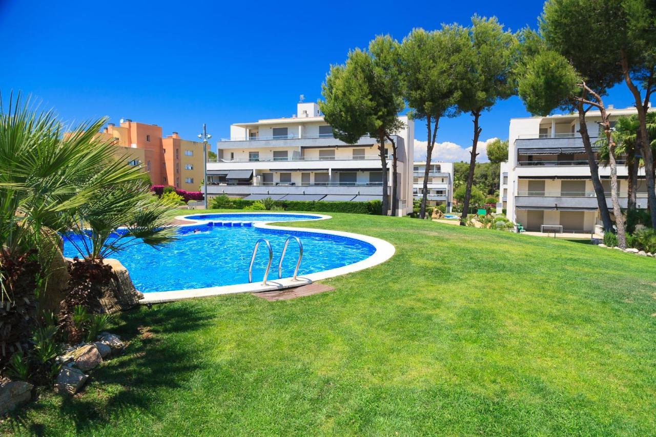 Uhc Salou Villa Family Complex Luaran gambar